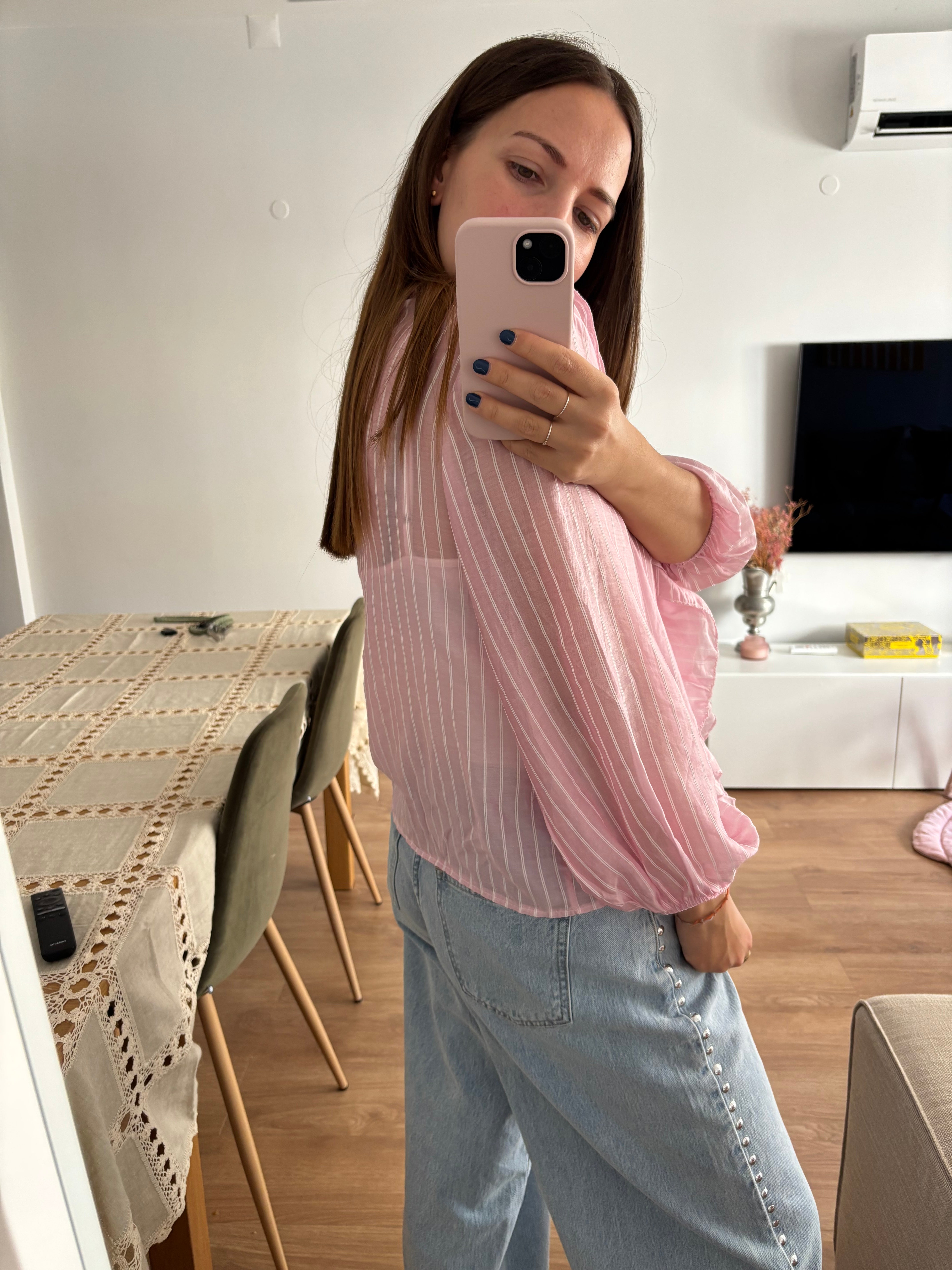 Blusa folhos e riscas