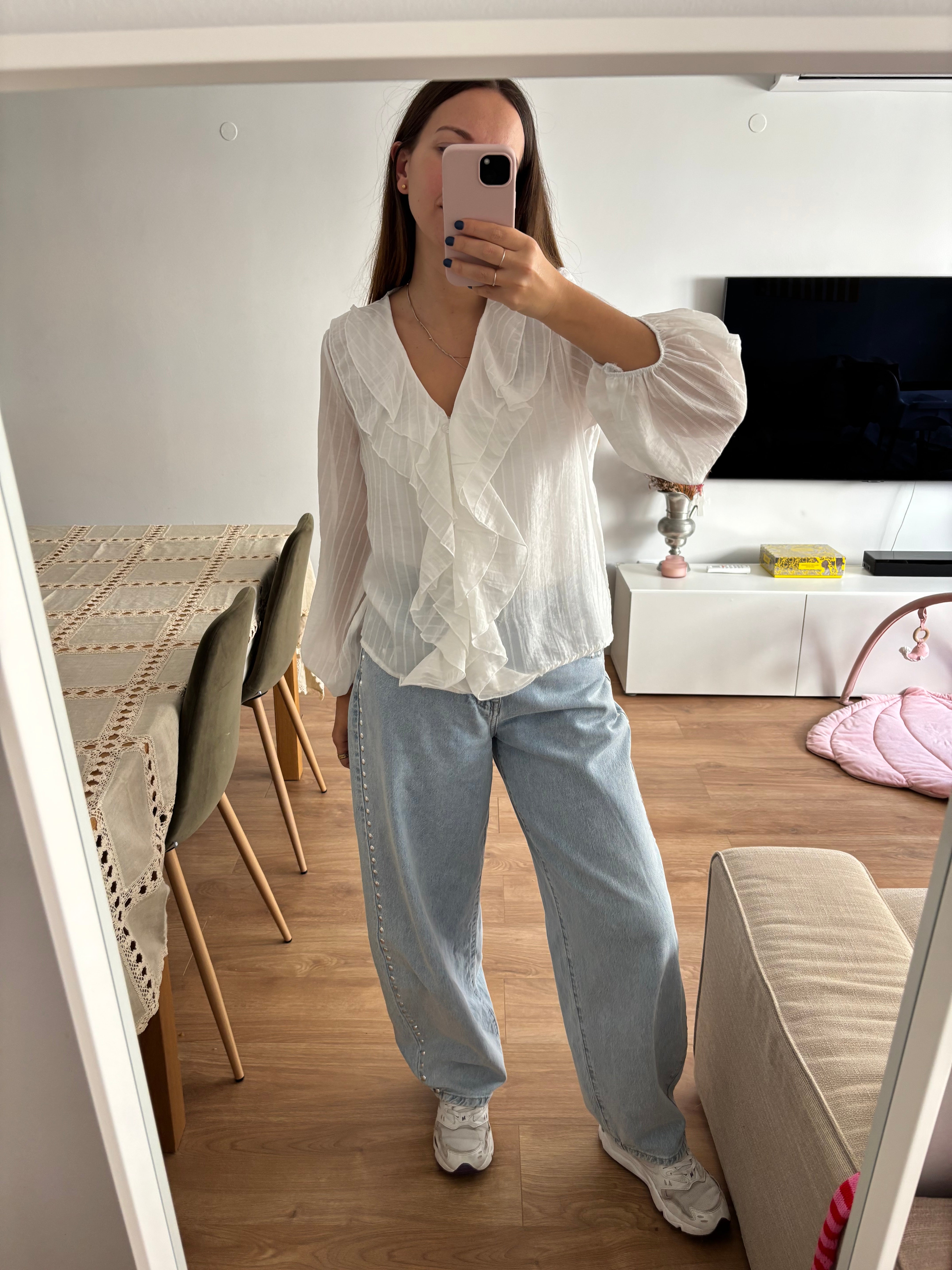 Blusa folhos e riscas