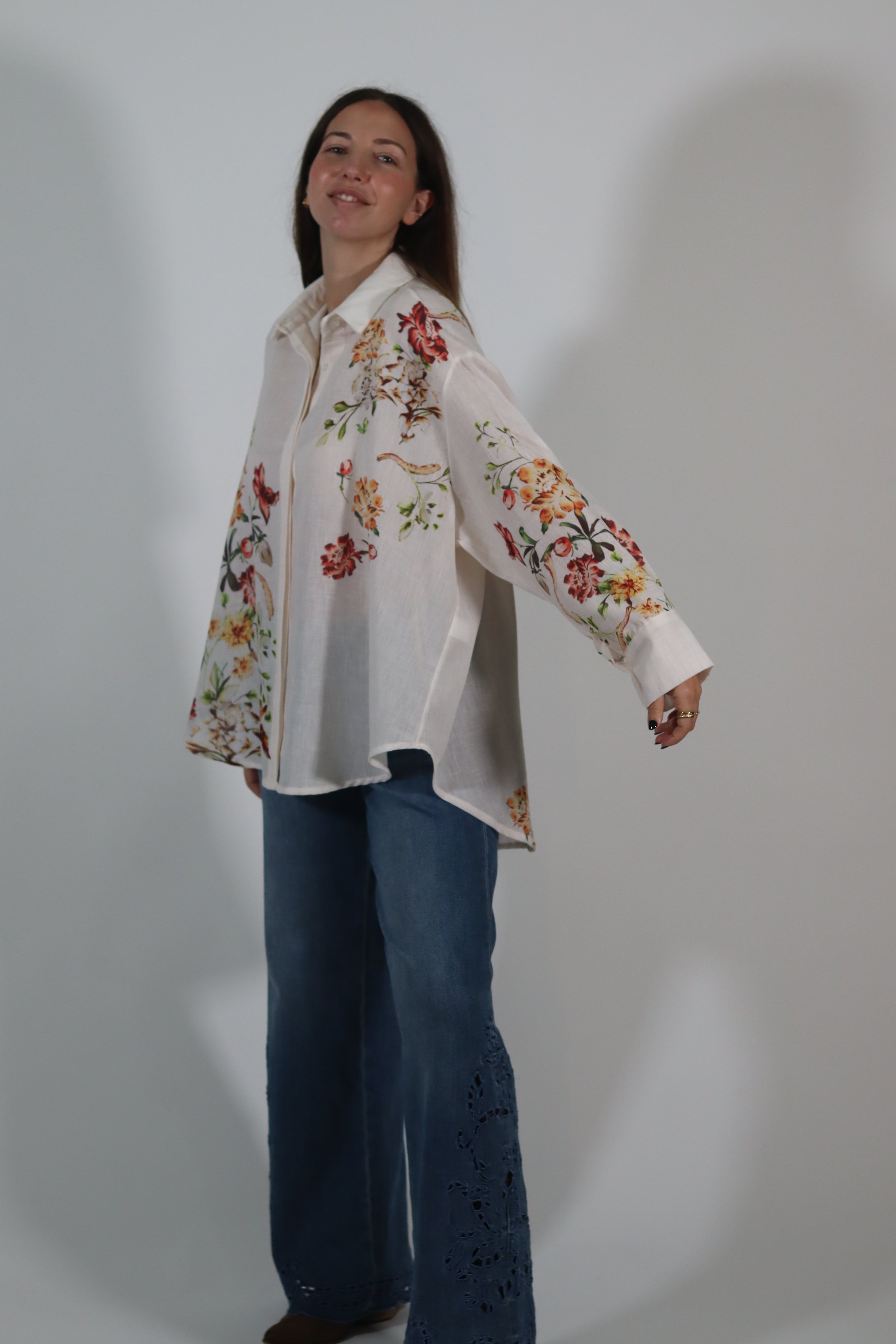 Camisa florinhas pequenas