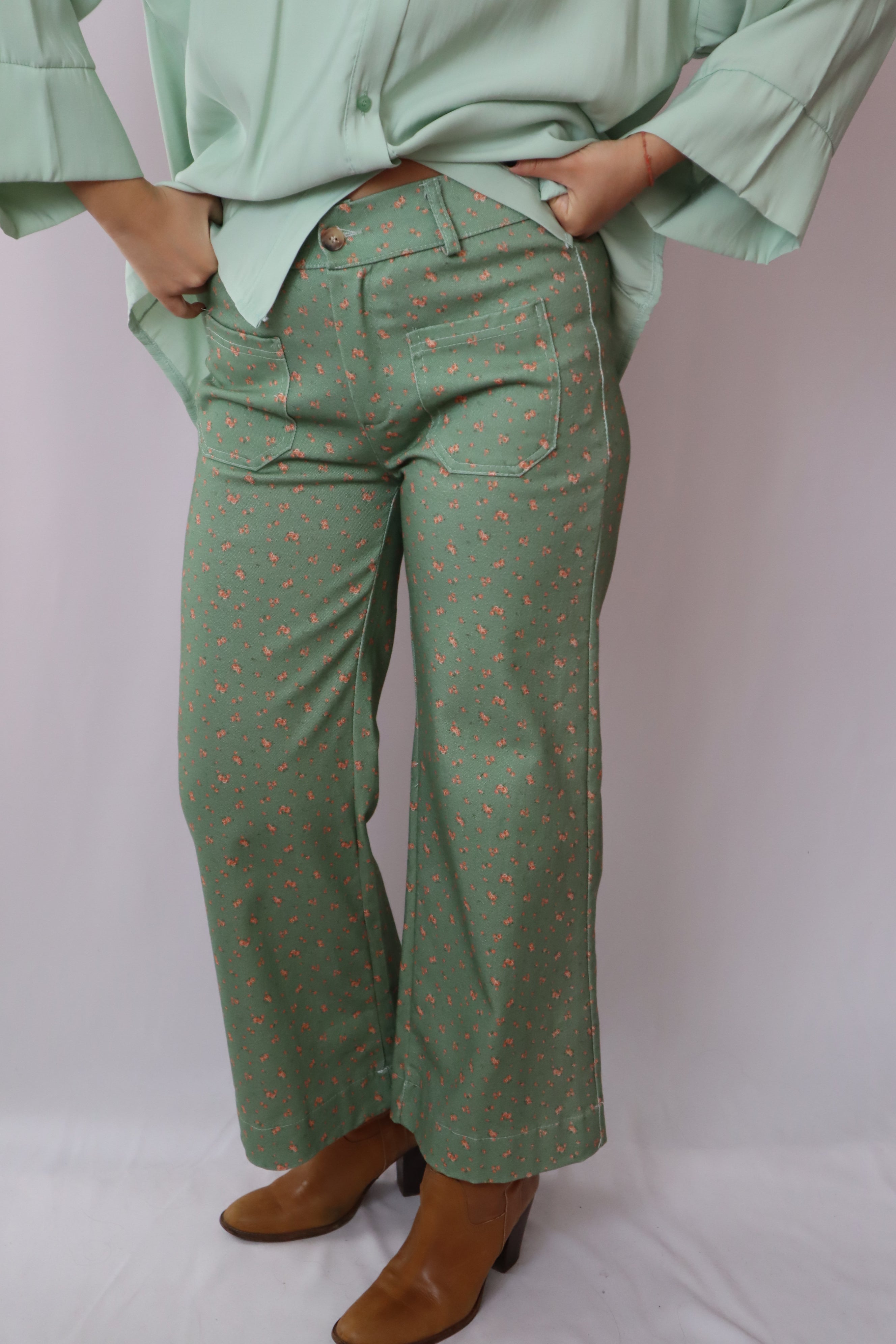 Calças estampadas verdes