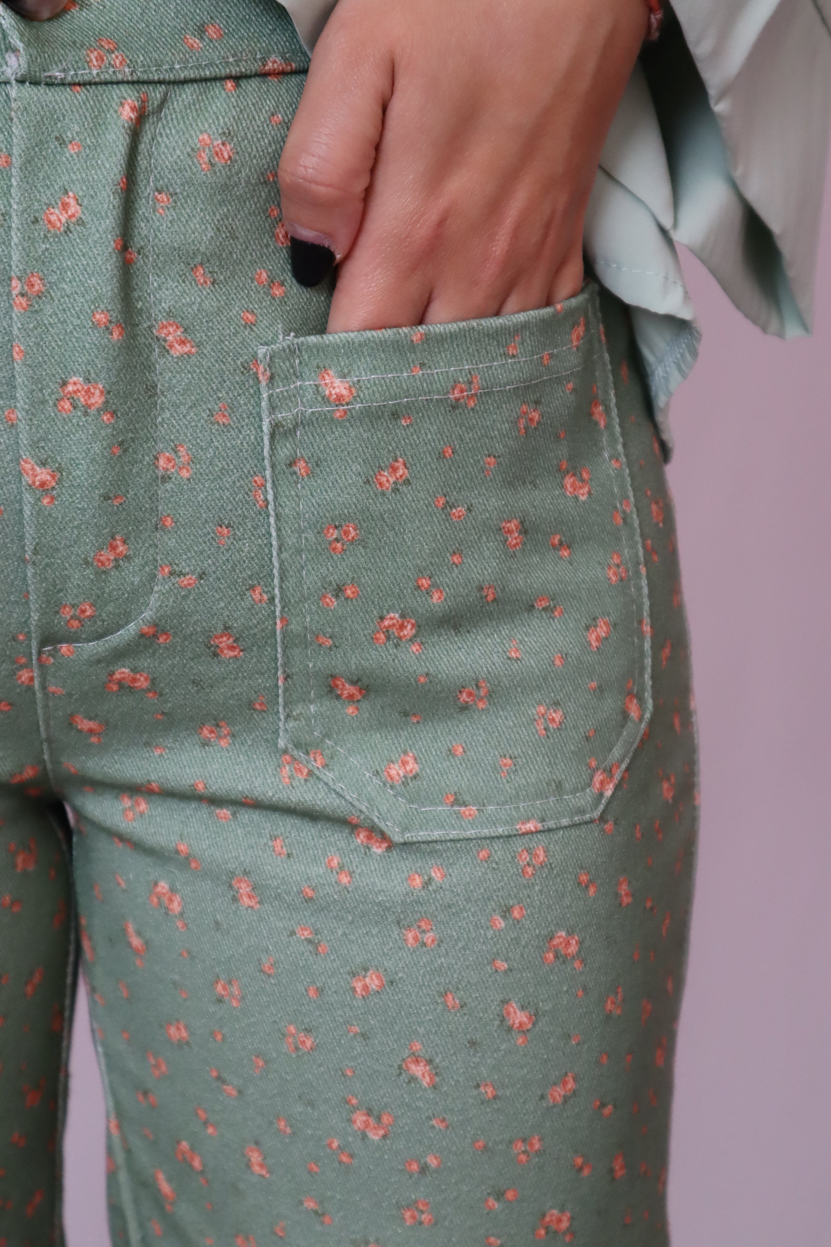 Calças estampadas verdes