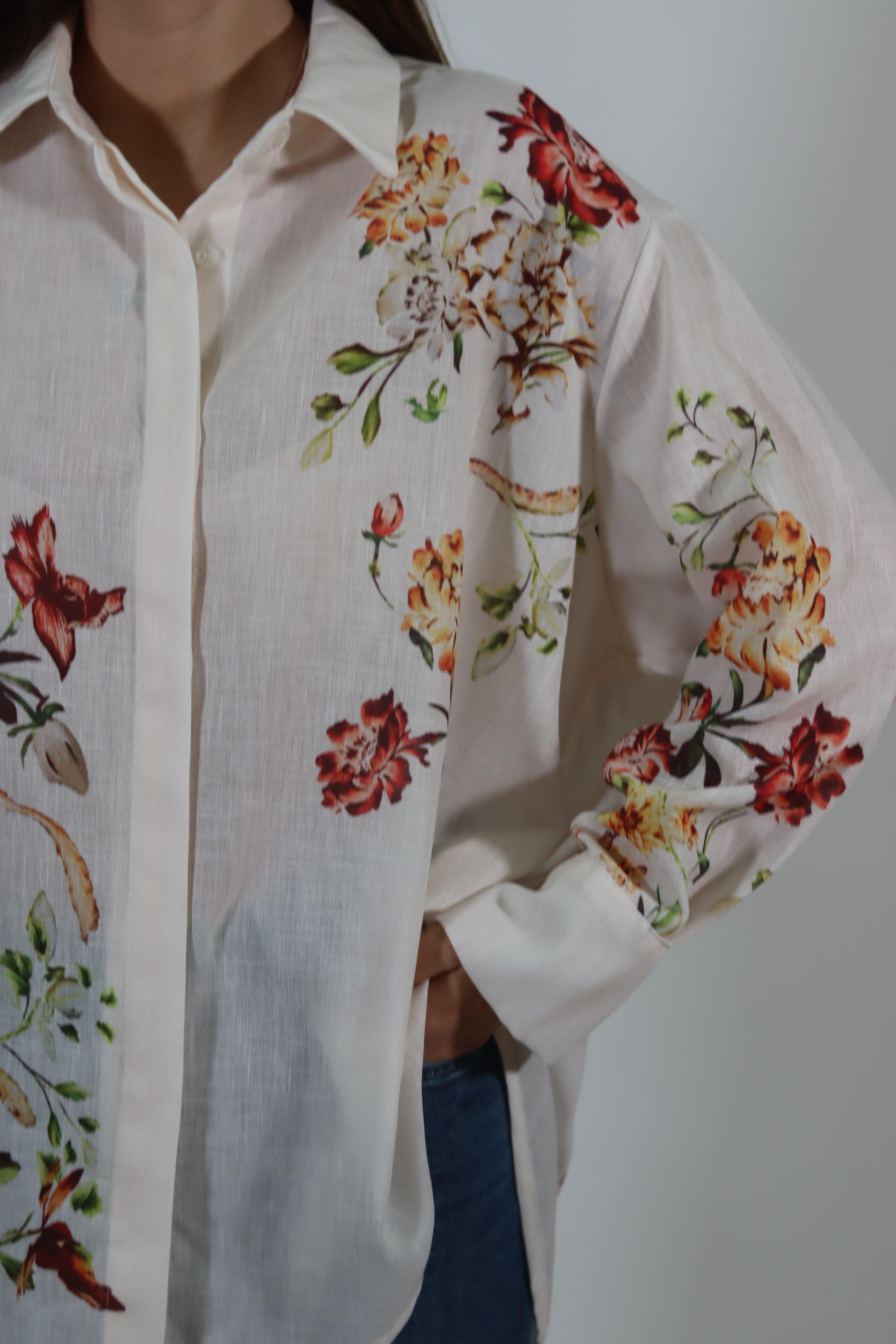 Camisa florinhas pequenas