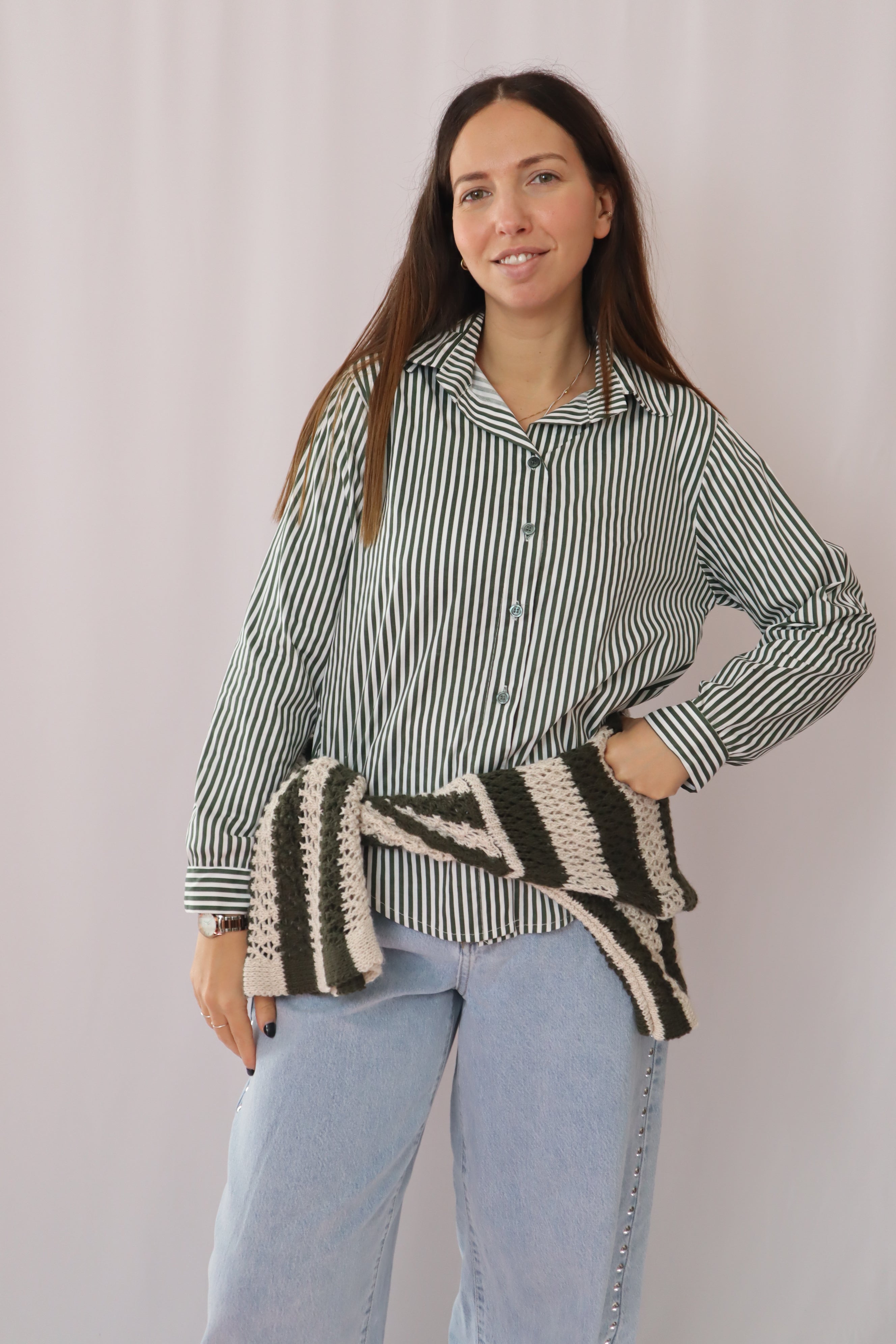 Camisa verde riscas