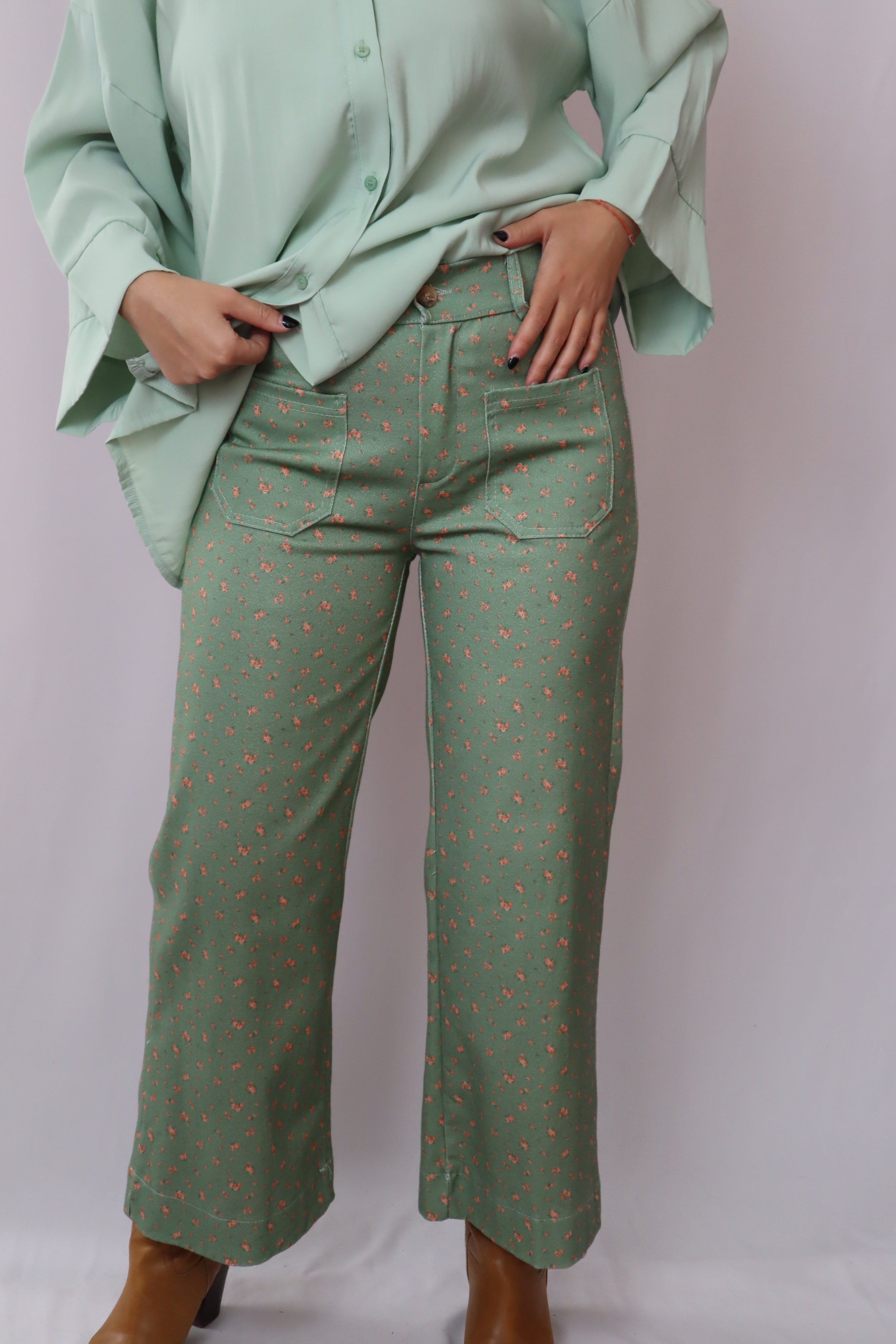 Calças estampadas verdes
