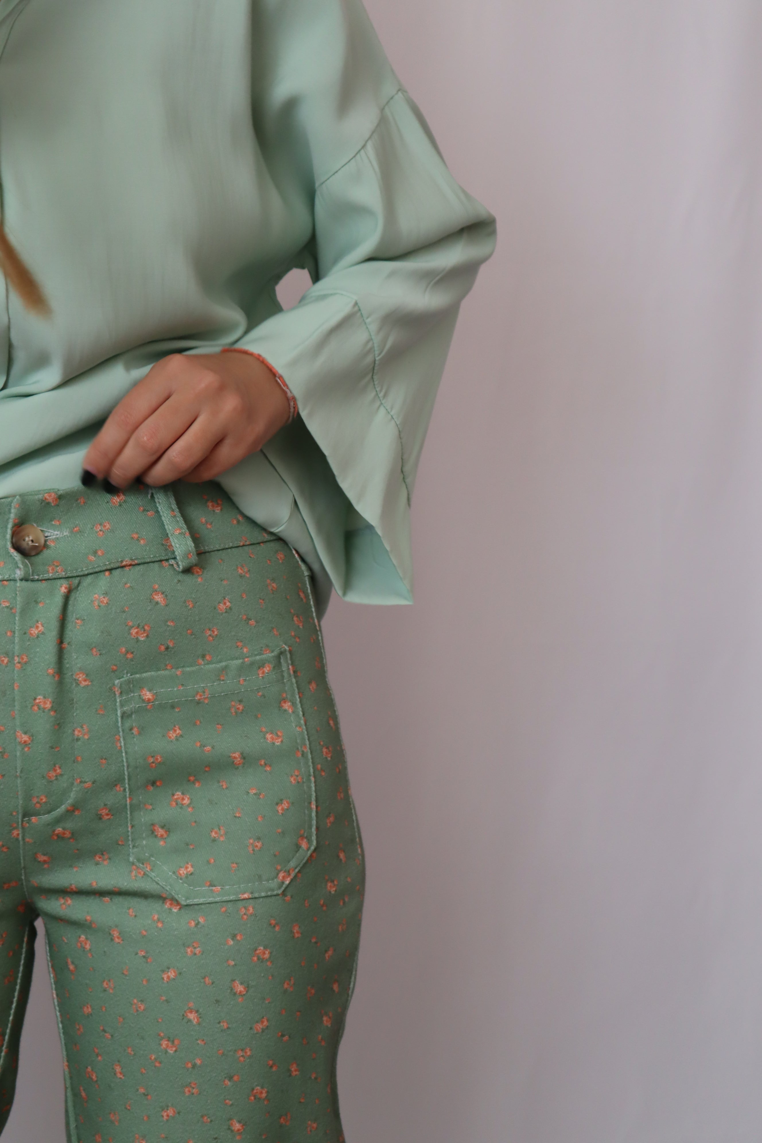 Calças estampadas verdes