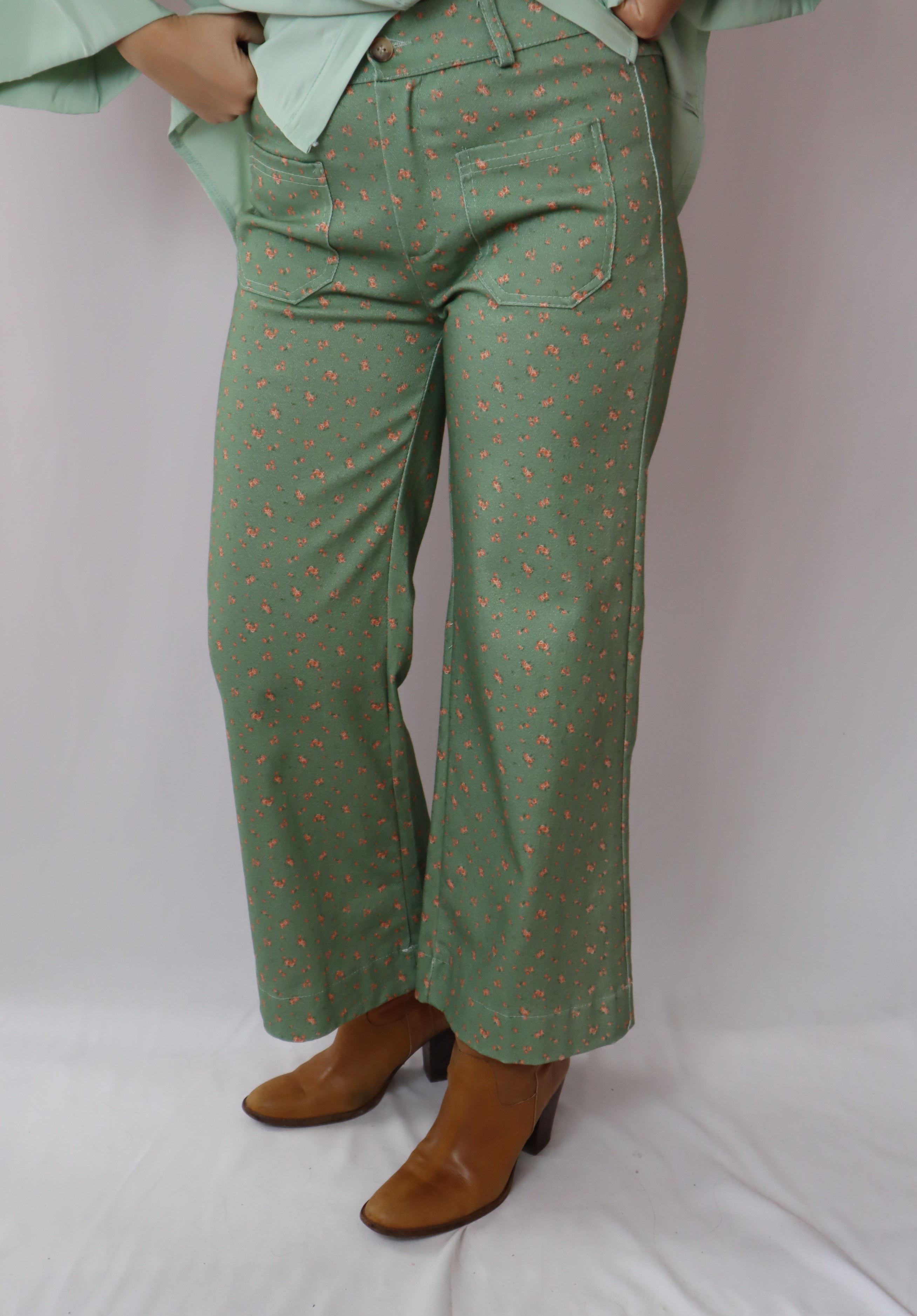 Calças estampadas verdes