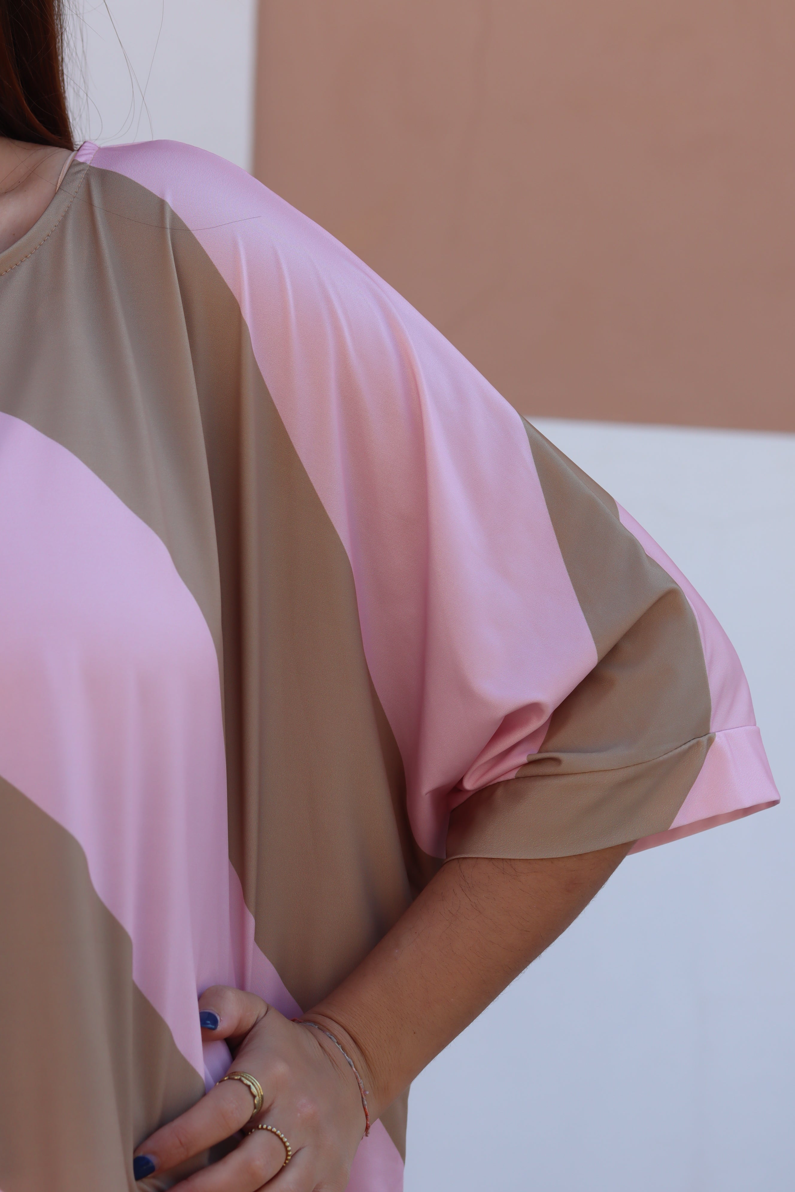 Conjunto riscas rosa e camel