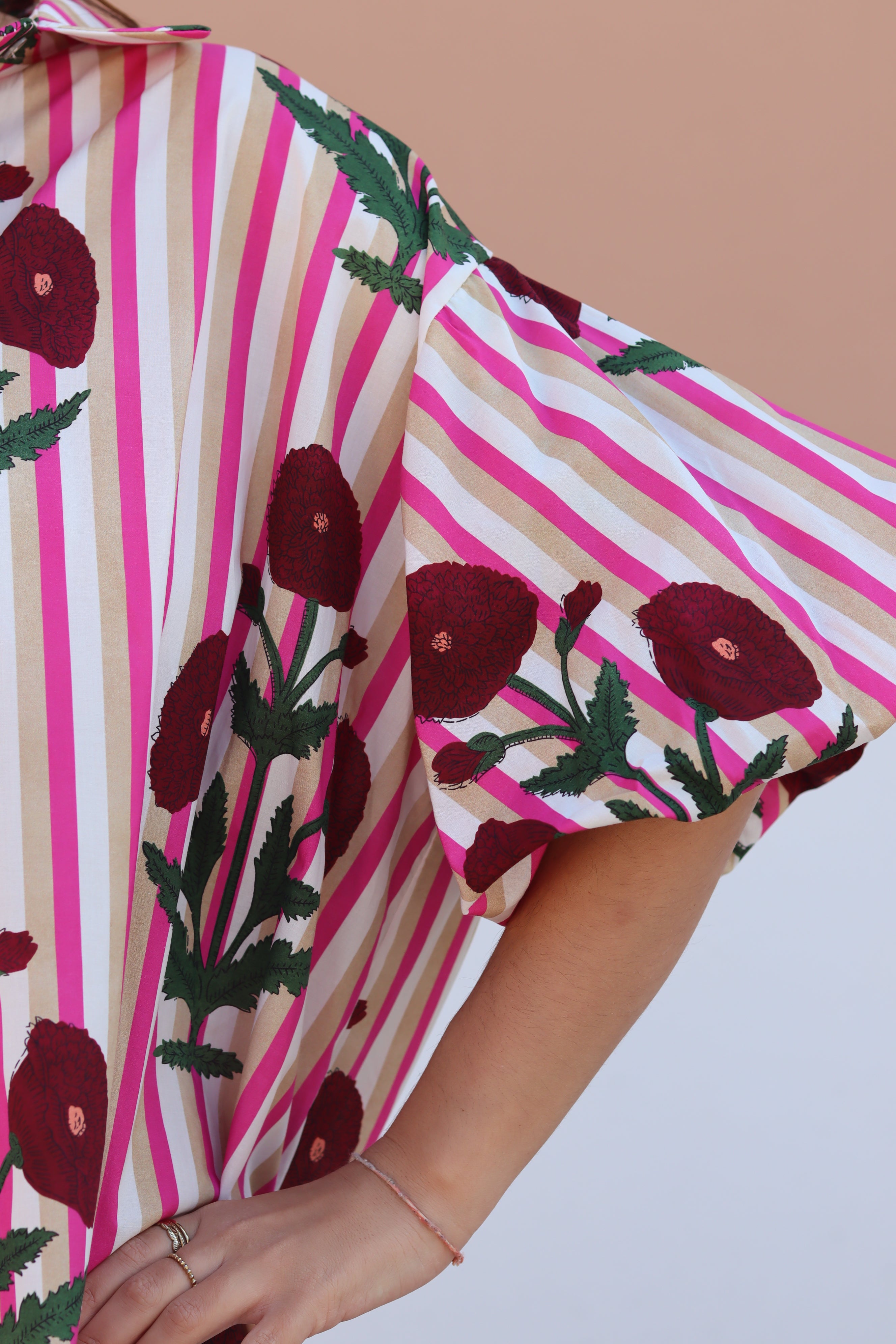 Vestido cravos