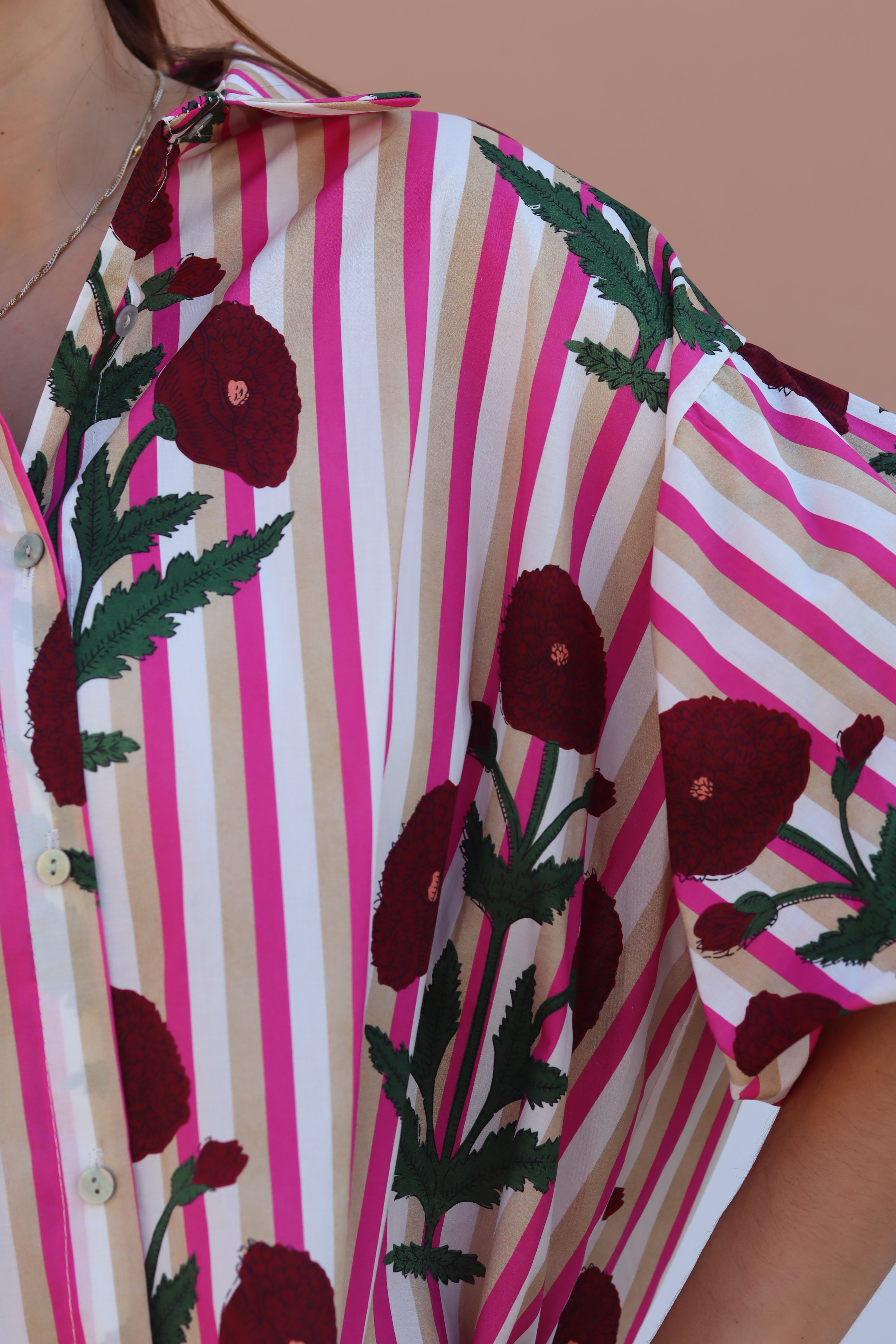 Vestido cravos